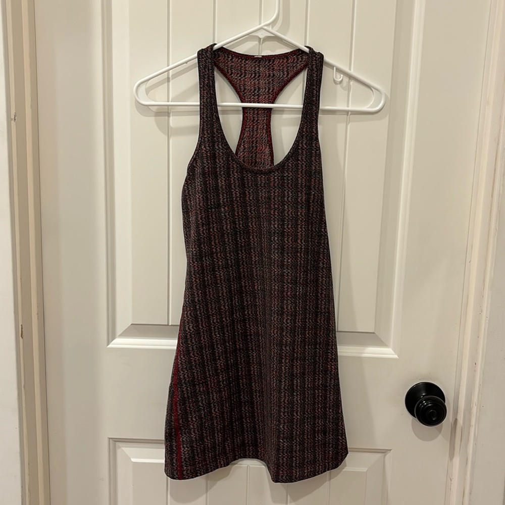 Lululemon Tank size m